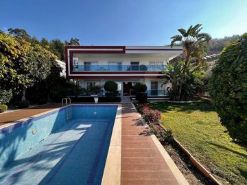 Exterior 2