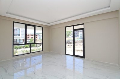 Interior 2