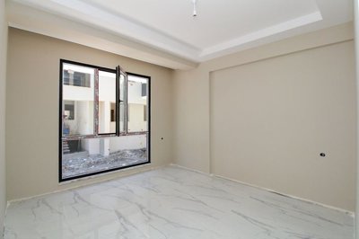 Interior 7