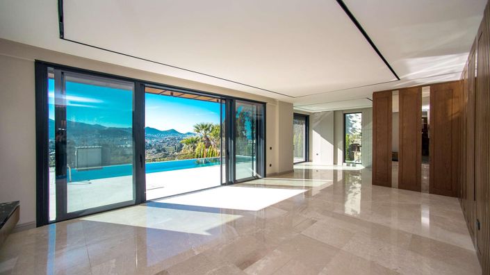Image No.17-5 Bed House/Villa for sale