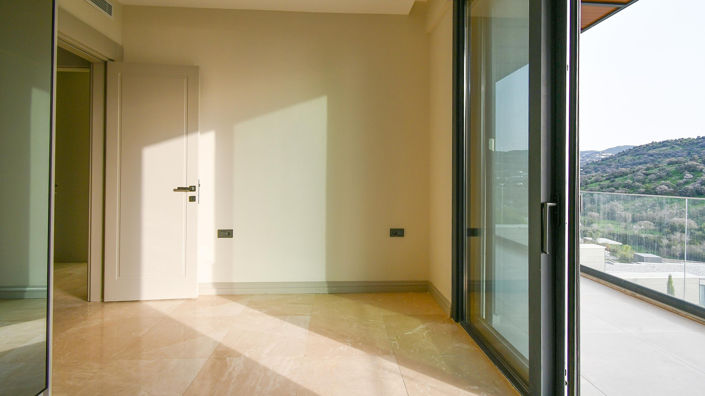 Image No.28-5 Bed House/Villa for sale