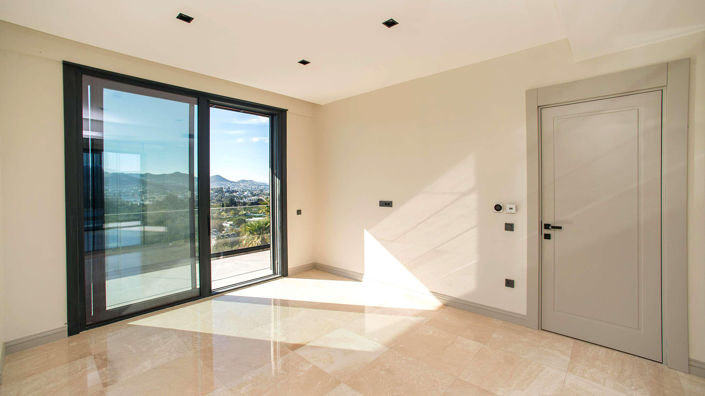 Image No.29-5 Bed House/Villa for sale