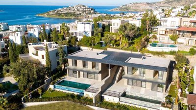 Exterior 4