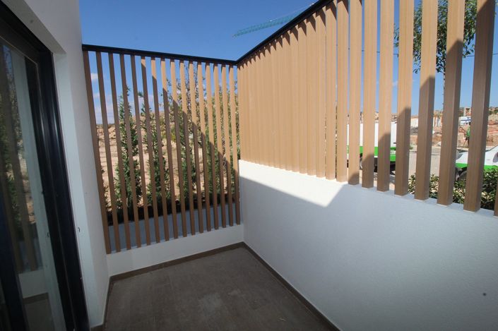 Image No.20-2 Bed Apartment for sale