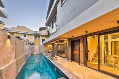 Exterior 4