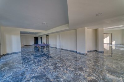 Exterior 13