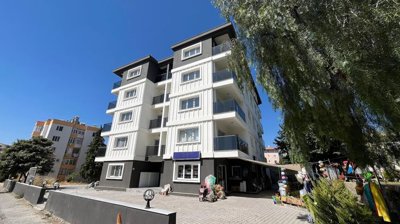 Exterior 3