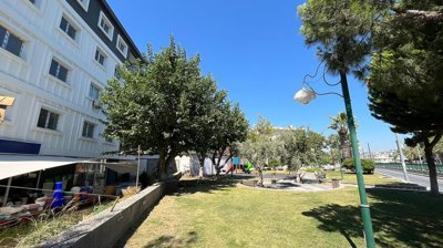 Exterior 5