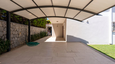 Exterior 12