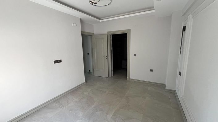 Image No.27-3 Bed Apartment for sale