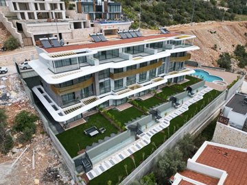 Exterior 2