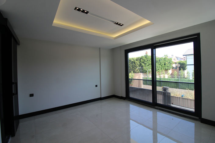 Image No.24-7 Bed House/Villa for sale