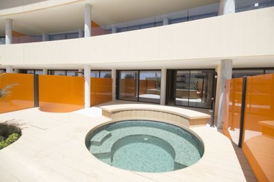 Exterior 3