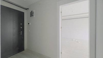 Interior 9