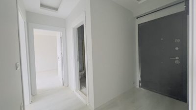 Interior 10