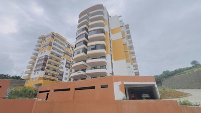 Exterior 4