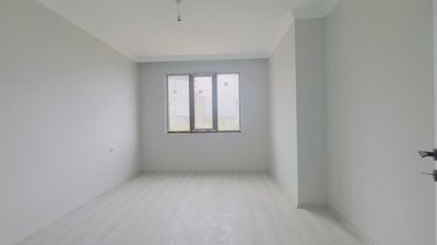 Interior 4