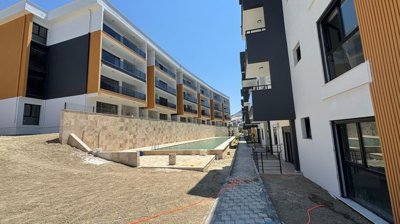 Exterior 6