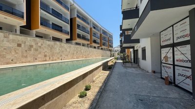 Exterior 4