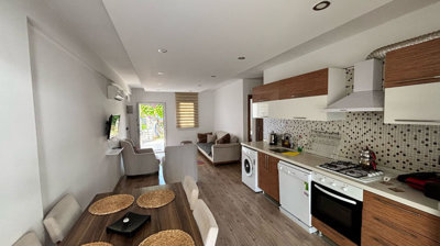 Interior 4