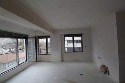 Interior 3