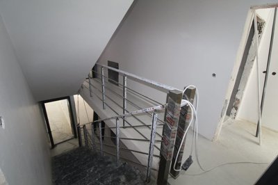 Interior 5