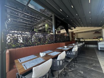 Exterior 7