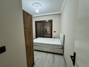 Interior 4