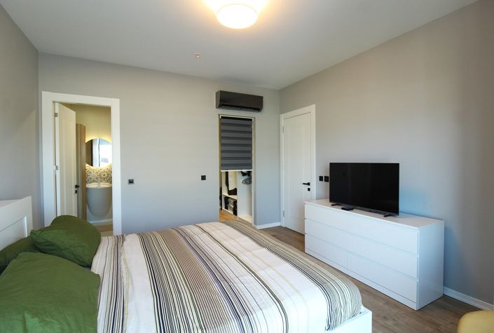 Image No.18-3 Bed Apartment for sale