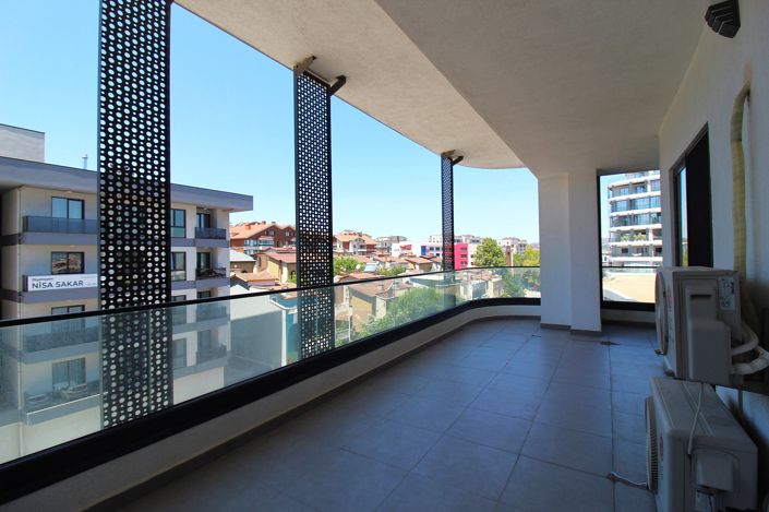 Image No.27-3 Bed Apartment for sale