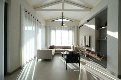 Interior 3