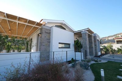 Exterior 7