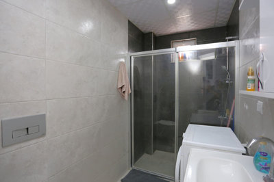 Interior 5