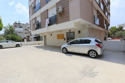 Exterior 3
