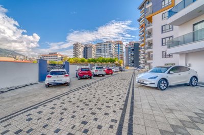 Exterior 10