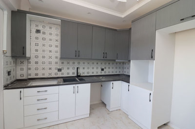 Interior 5