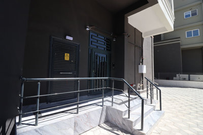 Exterior 8