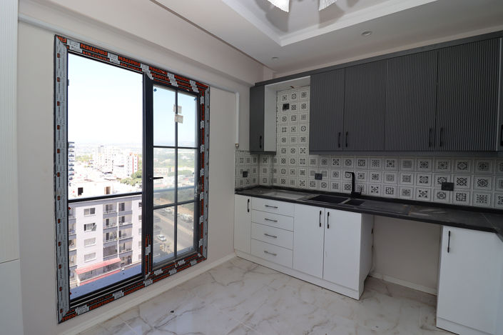 Image No.14-4 Bed Apartment for sale