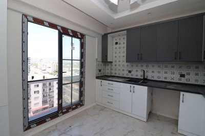 Interior 6