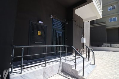 Exterior 8