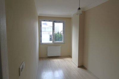 Interior 6