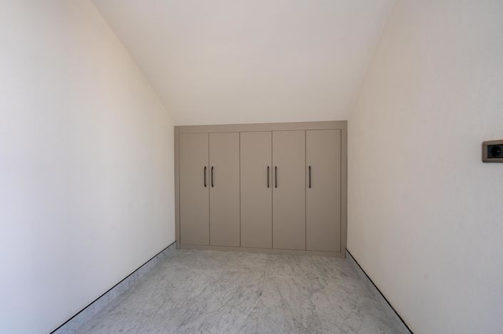 Image No.37-4 Bed House/Villa for sale