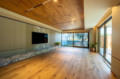 Interior 1