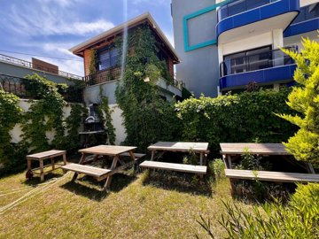 Exterior 6