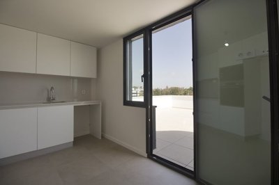 Interior 4