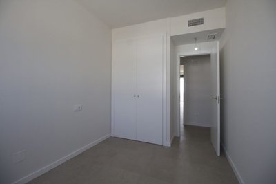 Interior 8