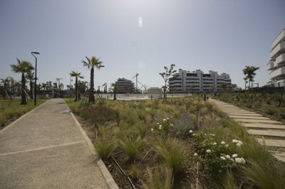 Exterior 3