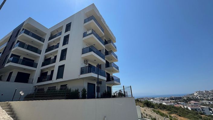 Image No.1-3 Bed Apartment for sale