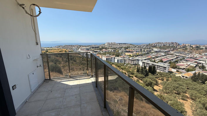 Image No.14-3 Bed Apartment for sale