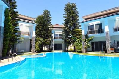 Exterior 1